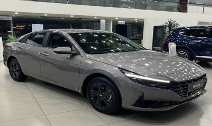 ELANTRA